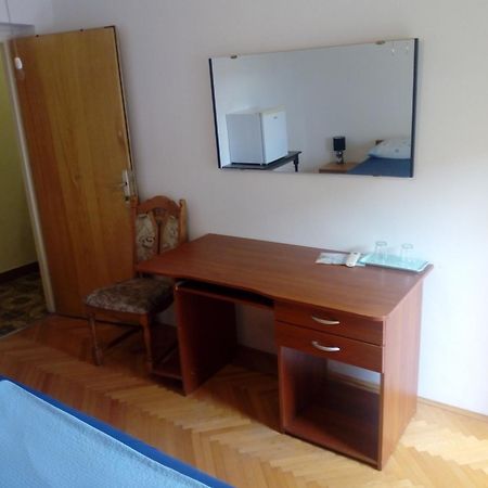 Luka Room'S Split Luaran gambar