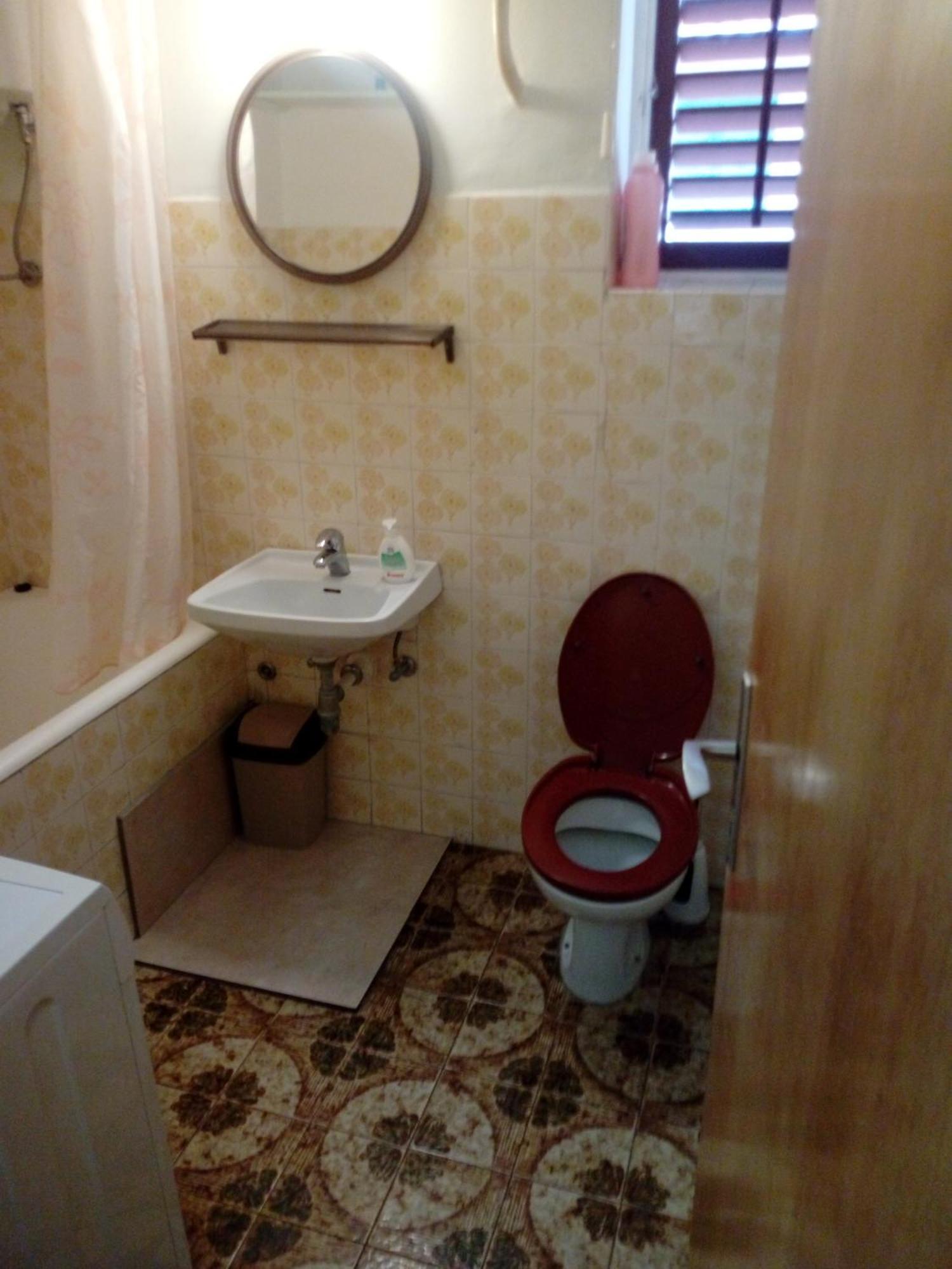 Luka Room'S Split Luaran gambar